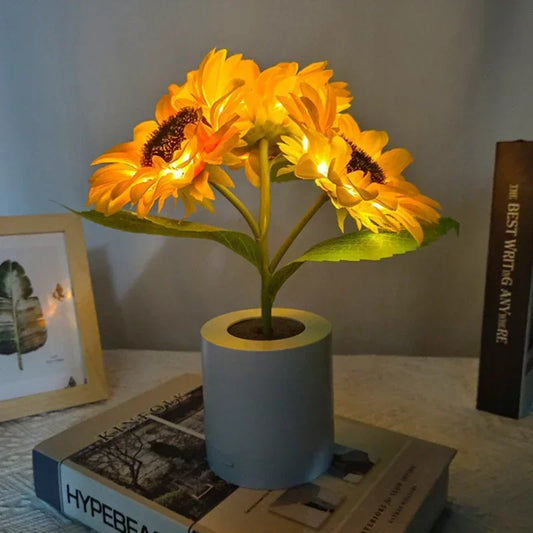 SolFlora LED Sunflower Lamp - Rechargeable Tabletop Night Light