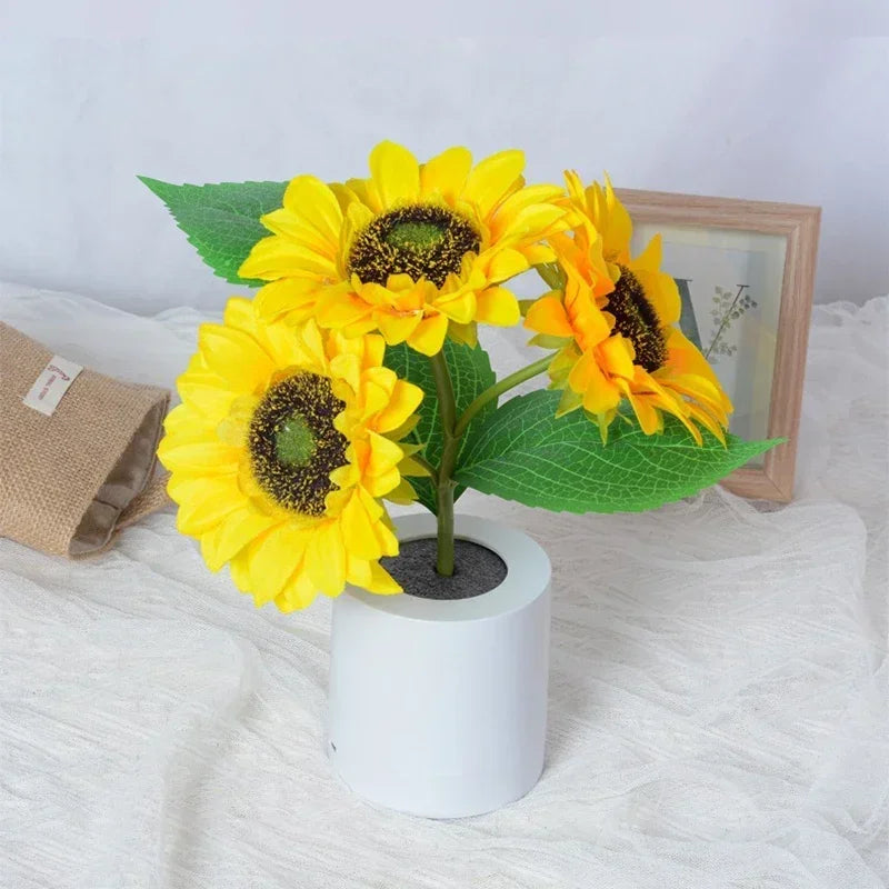 SolFlora LED Sunflower Lamp - Rechargeable Tabletop Night Light