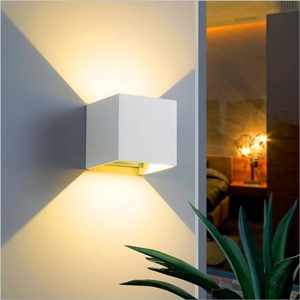 LumiShield Wall Lamp - Solar Motion Sensor Outdoor Light