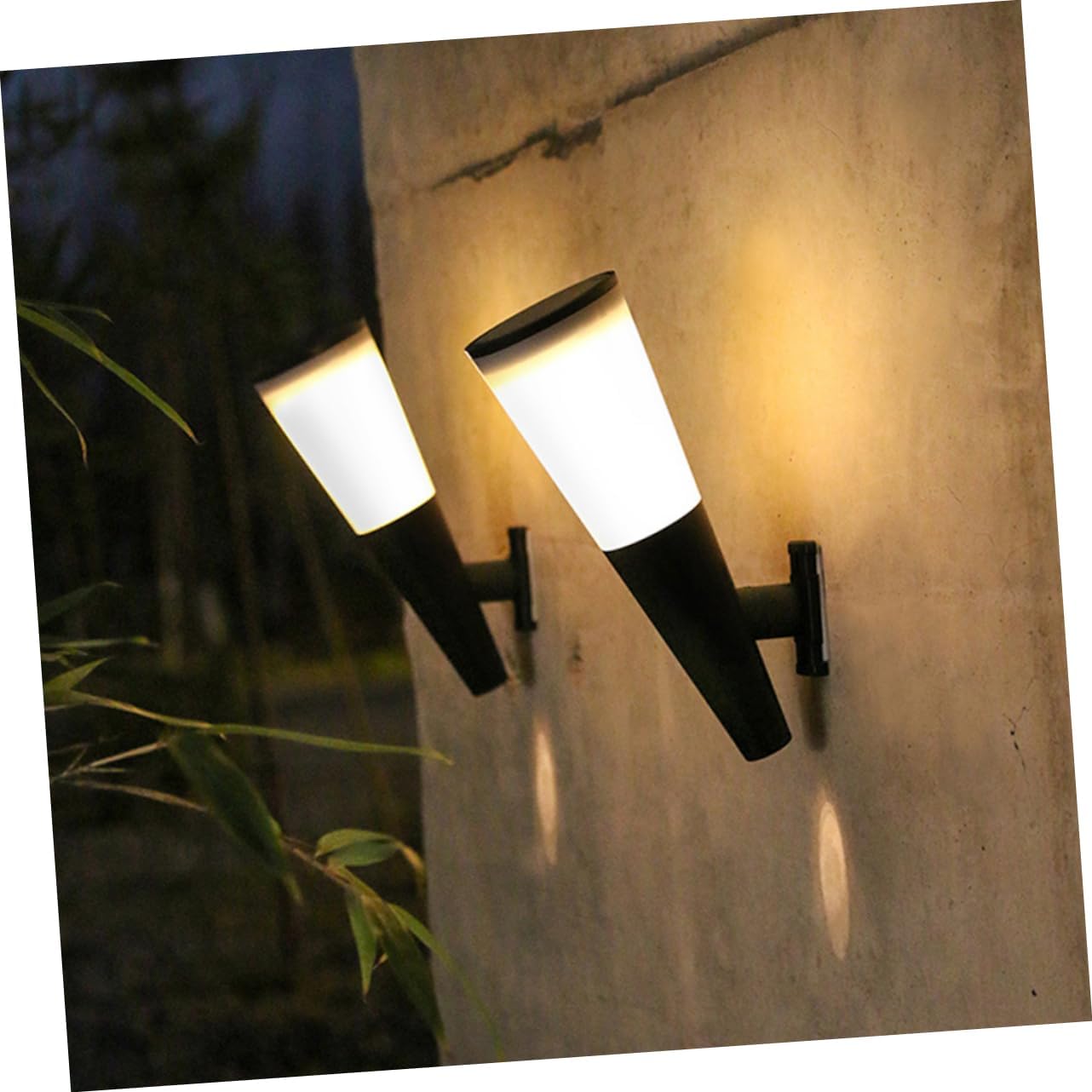 SunGlow - Solar LED Wall Light Outdoor