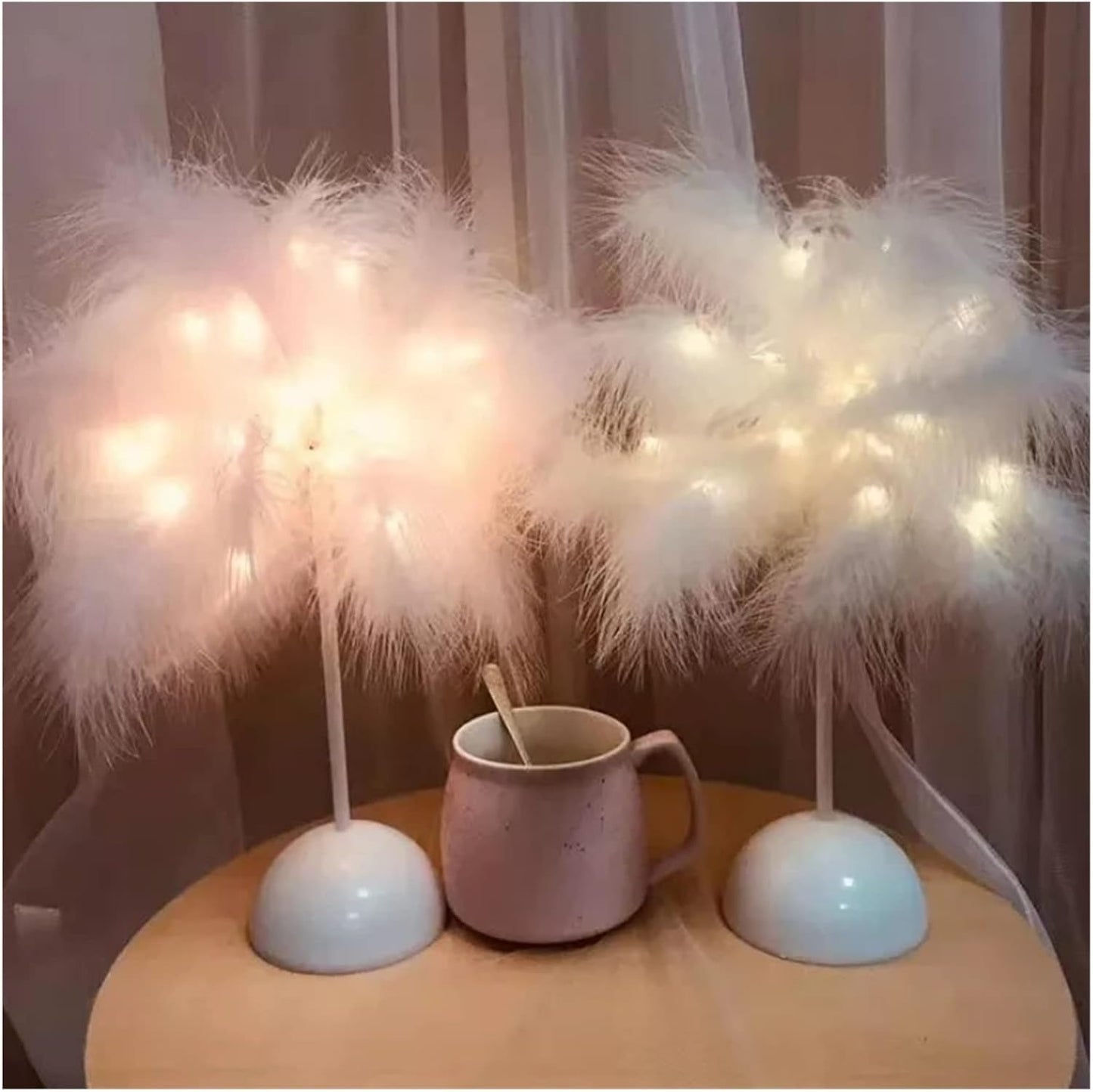 LunaGlow - Feather Table Lamp with Warm LED Light