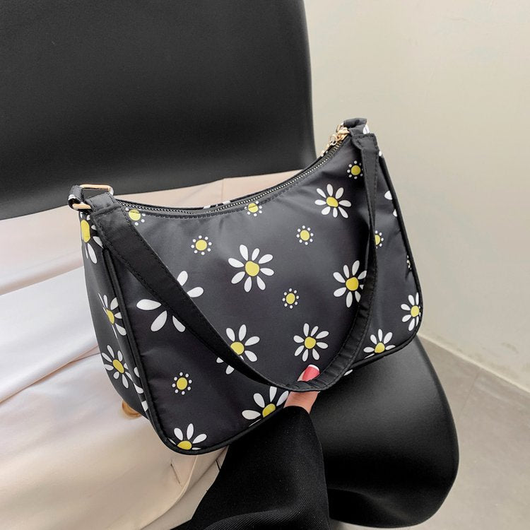 DaisyCharm – Small Daisy Shoulder Bag for Women