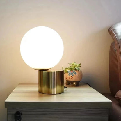 Nordique - Modern Glass Ball Table Lamp