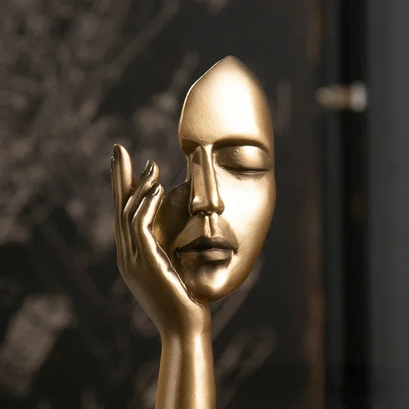 Nordique Face Sculpture – Resin Abstract Art Statue