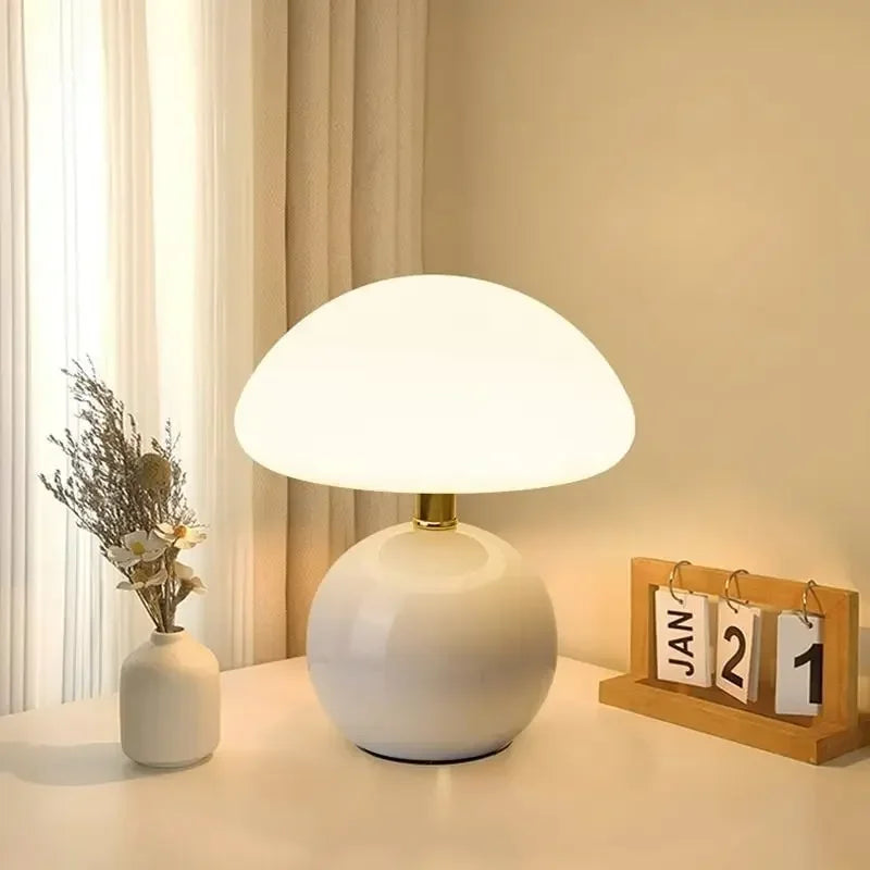 GlowMushroom Lamp - USB Decorative Mushroom Table Light